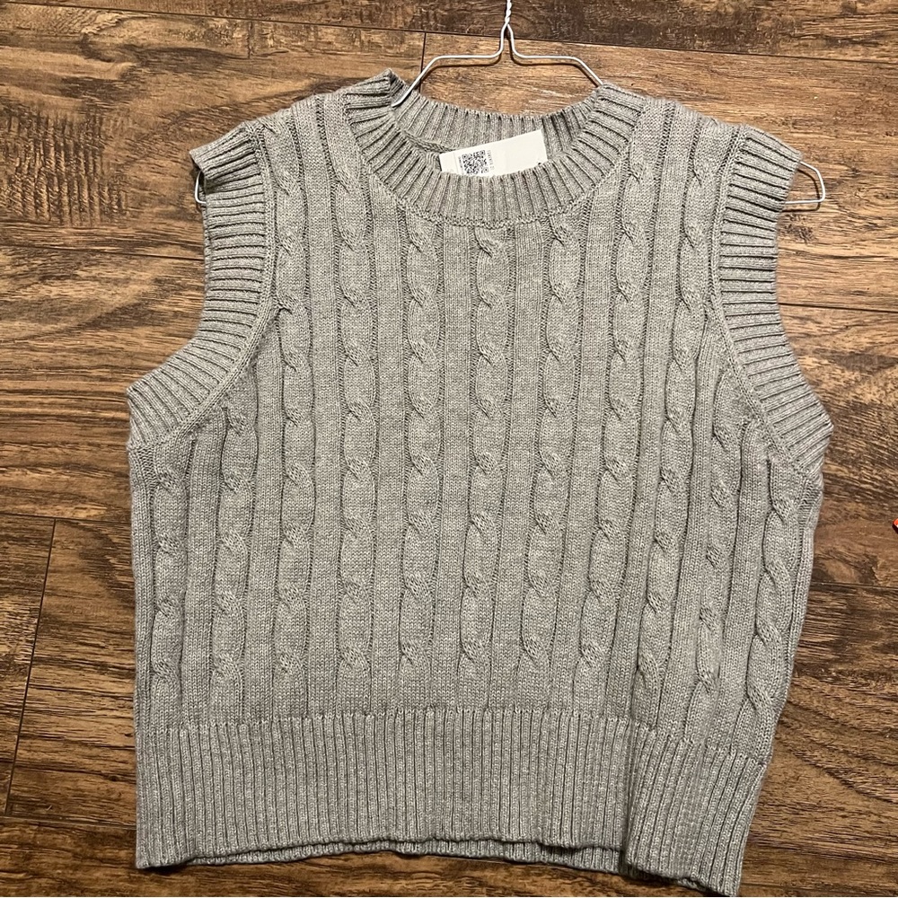 Brand new Grey Knit Vest